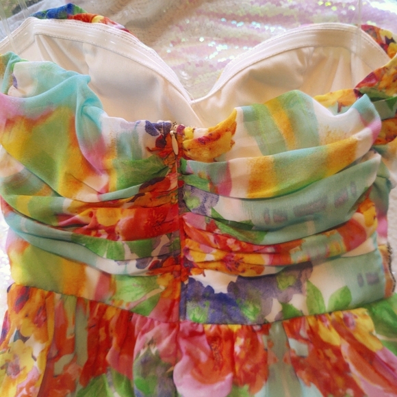 As U Wish Strapless floral Chiffon Gown, Juniors 3 - Picture 8 of 9